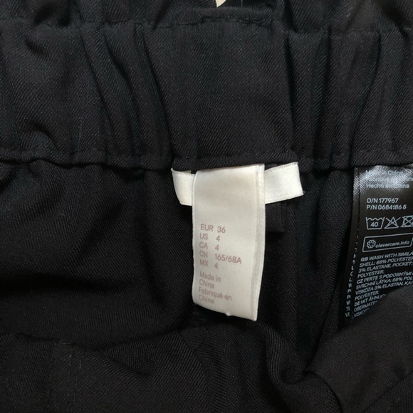 H&M Tie Waist Paperbag Pants | 4 - Picture 4 of 7